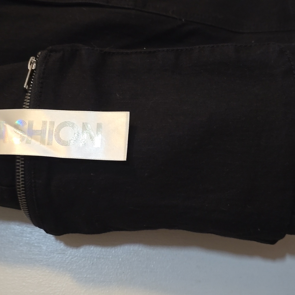 Tinseltown Black Cargo Skirt with Button Detail - Picture 5 of 5